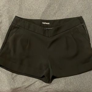 Black express shorts